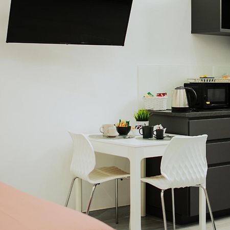 Anema Sweet Hotel เนเปิลส์ ภายนอก รูปภาพ